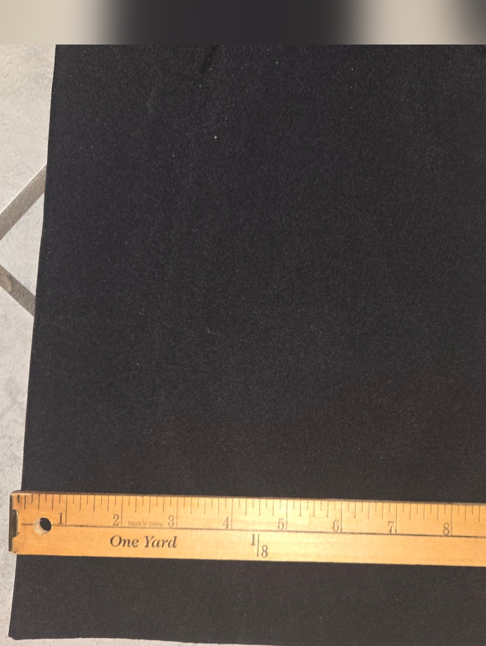Sleek Black Robe - Picture 9 of 13